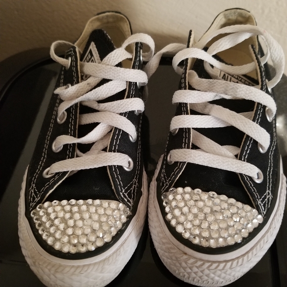 Converse - Picture 2 of 6